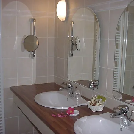 Argi Eder מלון 4*