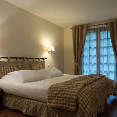 מלון Argi Eder 4*