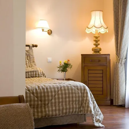 Argi Eder מלון איינהודה